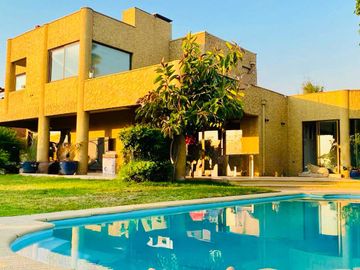 Casa en arriendo  en LAS CONDES