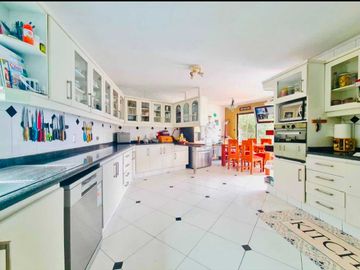 Casa en arriendo  en LAS CONDES