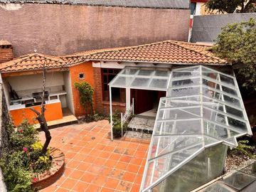Casa en Venta en Fraccionamiento en Jardines en la Montaña,Tlalpan