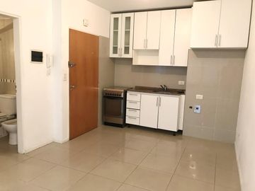 Monroe 5700 - Villa Urquiza - Monoamb 47 m2 totales c/Patio - Vea el Plano