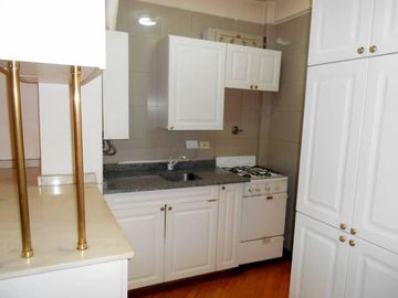 Jorge Newbwry 2600: Alquiler de departamento: Belgrano: 1 ambiente. Excelente ubicación.