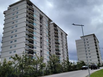 DEPARTAMENTO,  Blvd. Bosque Real, 