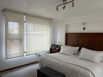 EXCELENTE OPORTUNIDAD SE VENDE CASA REMODELADA EN JOYAS DEL PEDREGAL