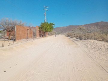 Terreno en venta con playa en Los Torotes, El Cardonal, La Paz, B.C.S., México.