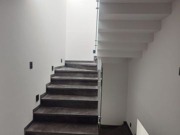 CASA EN VENTA EN PUEBLA EN LOMAS DE ANGELÓPOLIS