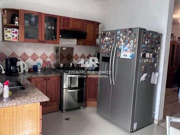Venta PH Tríplex 4 Ambientes con Cochera, Playroom y Patio | Apto Crédito | Villa Santa Rita