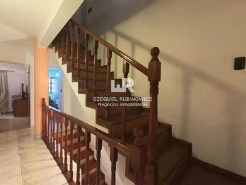 Venta PH Tríplex 4 Ambientes con Cochera, Playroom y Patio | Apto Crédito | Villa Santa Rita