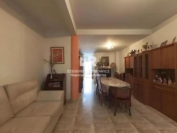 Venta PH Tríplex 4 Ambientes con Cochera, Playroom y Patio | Apto Crédito | Villa Santa Rita