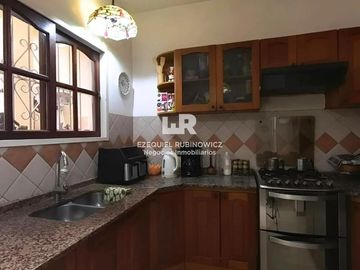 Venta PH Tríplex 4 Ambientes con Cochera, Playroom y Patio | Apto Crédito | Villa Santa Rita