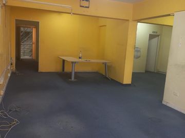Alquiler Oficina 100 m2 en Montserrat