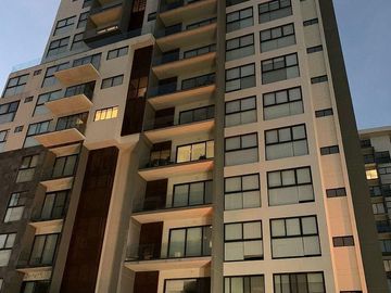 RENTA Departamento Nuevo en LATITUD  Plaza Puerta La Victoria