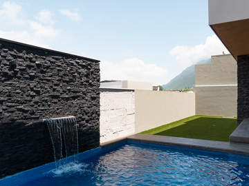 Casa en Venta en La Herradura Residencial, Monterrey Nuevo Leon.