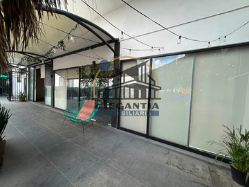 Local comercial renta con traspaso Plaza Almira La Pradera 45,000 Querétaro EstM