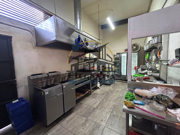 Local comercial renta con traspaso Plaza Almira La Pradera 45,000 Querétaro EstM