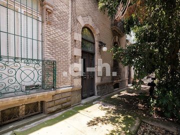 Townhouse neoclásico con gran terraza y roof garden Roma Norte