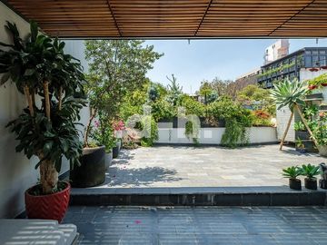 Townhouse neoclásico con gran terraza y roof garden Roma Norte
