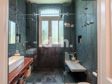 Townhouse neoclásico con gran terraza y roof garden Roma Norte