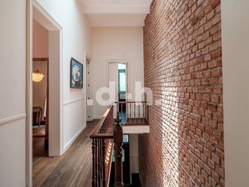 Townhouse neoclásico con gran terraza y roof garden Roma Norte