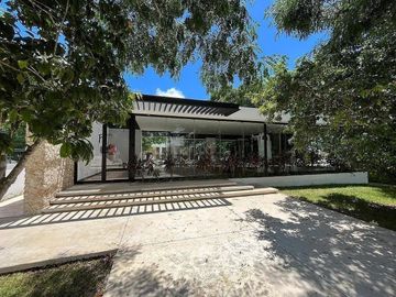 CASA EN VENTA EN  TEMOZÓN NORTE