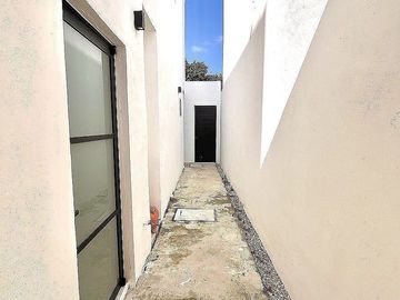 CASA EN VENTA EN  TEMOZÓN NORTE
