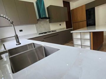 CASA EN VENTA EN EL NORTE DE MÉRIDA