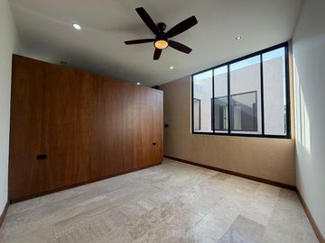 CASA EN VENTA EN PASEO COUNTRY, MÉRIDA, YUCATÁN