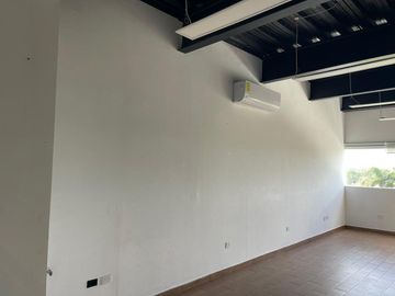 OFICINA ACONDICIONADA EN VENTA EN SKY CITY PISO 5 B, SAN RAMÓN NTE, MÉRIDA, YUC.