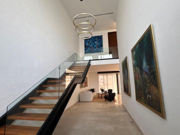CASA EN VENTA EN YUCATÁN COUNTRY CLUB