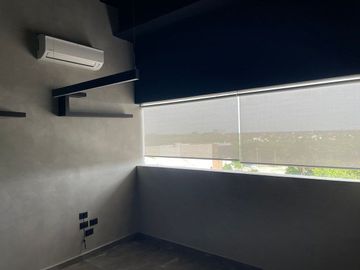 OFICINA ACONDICIONADA EN VENTA EN SKY CITY PISO 5, SAN RAMÓN NORTE, MÉRIDA, YUC.
