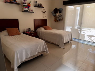 CASA EN VENTA EN PRIVADA CLUB DE GOLF LA CEIBA, MÉRIDA