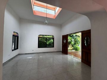 CASA EN VENTA EN ITZIMNÁ, MÉRIDA