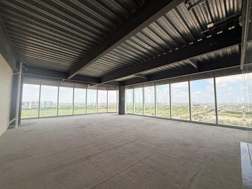 CONSULTORIO EN RENTA EN TORRE THE SKY, MÉRIDA, YUCATÁN.