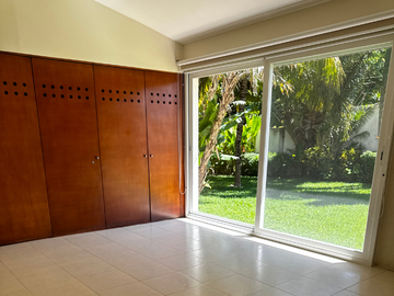 CASA EN VENTA EN PRIVADA LA CEIBA CLUB DE GOLF, MÉRIDA, YUCATÁN