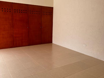 CASA EN VENTA EN PRIVADA LA CEIBA CLUB DE GOLF, MÉRIDA, YUCATÁN