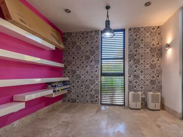 CASA EN VENTA EN YUCATÁN COUNTRY CLUB