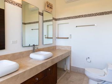 CASA EN VENTA EN YUCATÁN COUNTRY CLUB