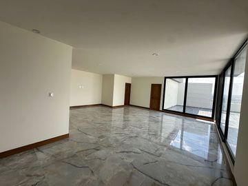 Casa en venta en La Loma Club de Golf, San Luis Potosí