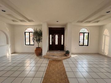 CASA ESTILO RUSTICO CON DEPARTAMENTO INDEPENDIENTE EN COL. EMILIANO ZAPATA NORTE