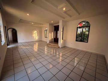 CASA ESTILO RUSTICO CON DEPARTAMENTO INDEPENDIENTE EN COL. EMILIANO ZAPATA NORTE