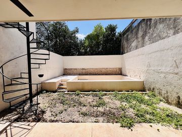 CASA REMODELADA  EN EL CENTRO A 7 CALLES DEL PARQUE DE LA PLANCHA