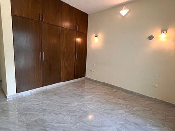 CASA ESTILO RUSTICA CON RECAMARA EN PLANTA BAJA, EN EL NORTE DE MERIDA