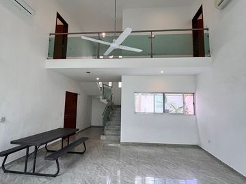 CASA ESTILO RUSTICA CON RECAMARA EN PLANTA BAJA, EN EL NORTE DE MERIDA