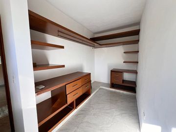 CASA ESTILO RUSTICA CON RECAMARA EN PLANTA BAJA, EN EL NORTE DE MERIDA