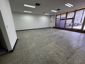 LOCAL EN ARRIENDO UBICADO EN ITAGUI SECTOR LA ESMERALDA