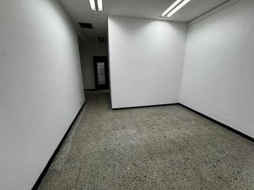 LOCAL EN ARRIENDO UBICADO EN ITAGUI SECTOR LA ESMERALDA