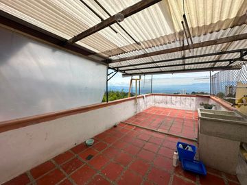 CASA EN ARRIENDO EN ALCAZARES/MANIZALES