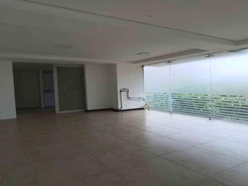 LOCAL EN ARRIENDO EN GUAYACANES/MANIZALES