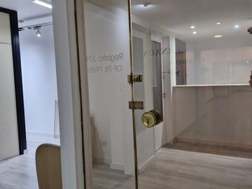Oficina en Recoleta