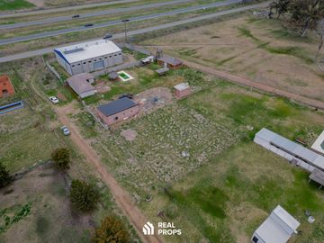 Terreno en venta en Mercedes- Construcción avanzada