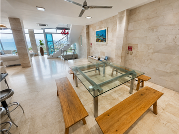 VENTA Casa con vista al mar en Bocagrande